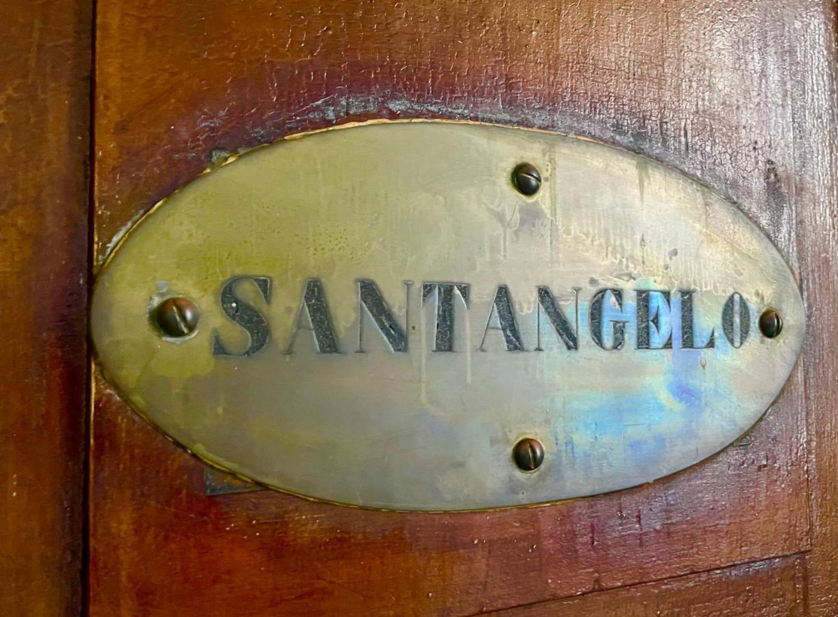 Casa Santangelo Suites Σαλέρνο Εξωτερικό φωτογραφία