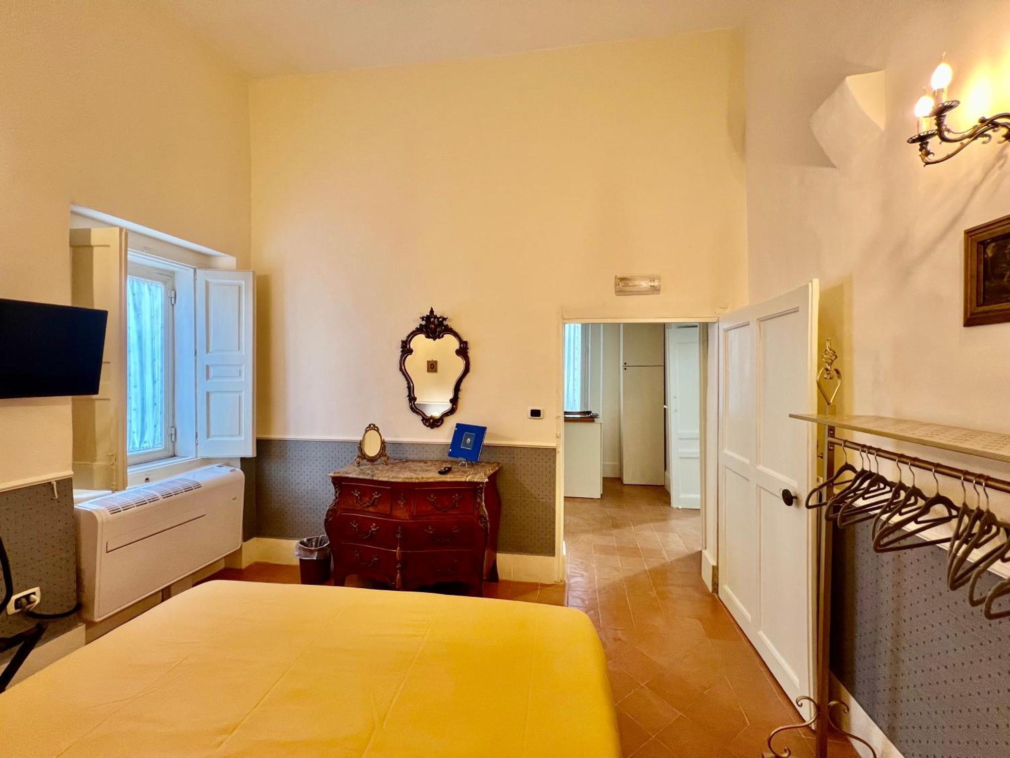 Casa Santangelo Suites Σαλέρνο Δωμάτιο φωτογραφία