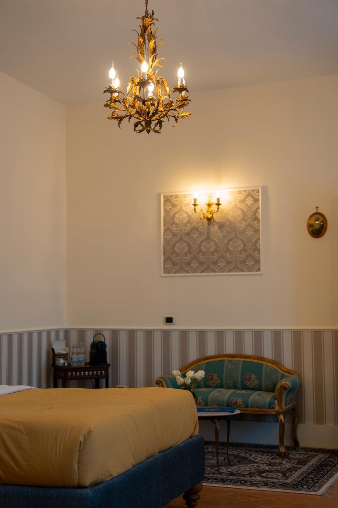 Casa Santangelo Suites Σαλέρνο Εξωτερικό φωτογραφία