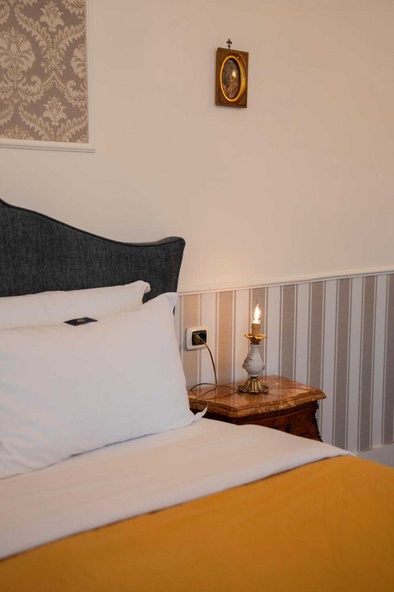 Casa Santangelo Suites Σαλέρνο Εξωτερικό φωτογραφία