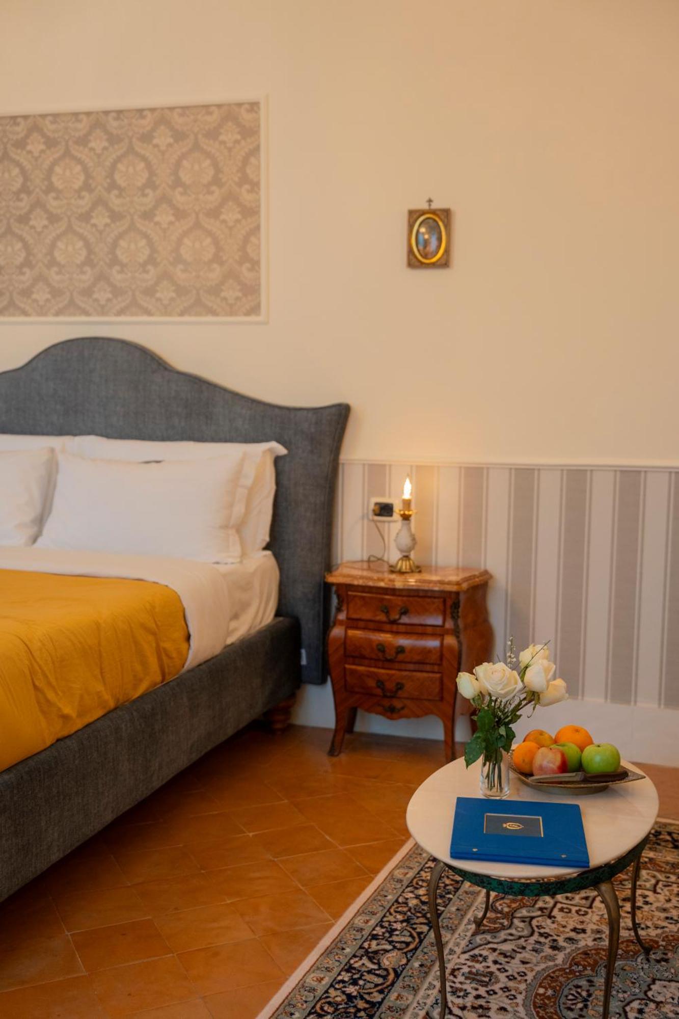 Casa Santangelo Suites Σαλέρνο Εξωτερικό φωτογραφία